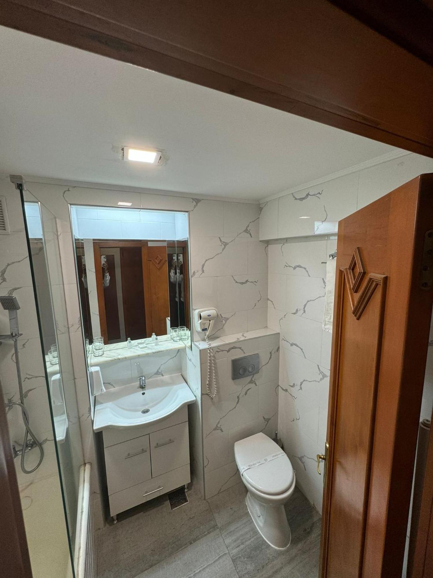 Cameră dublă sau twin