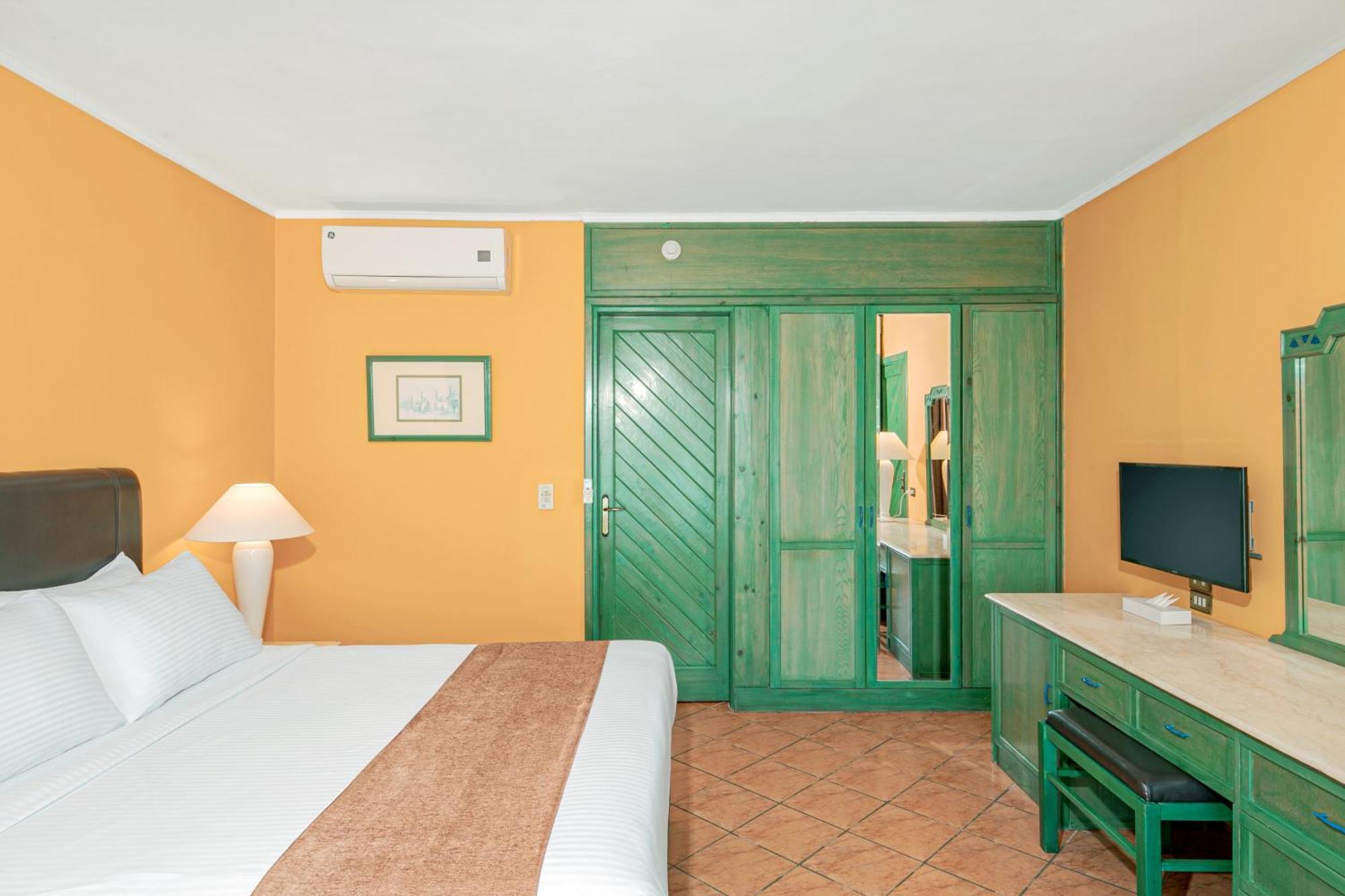 Junior Suite with Sea View,1602337427:JPEG