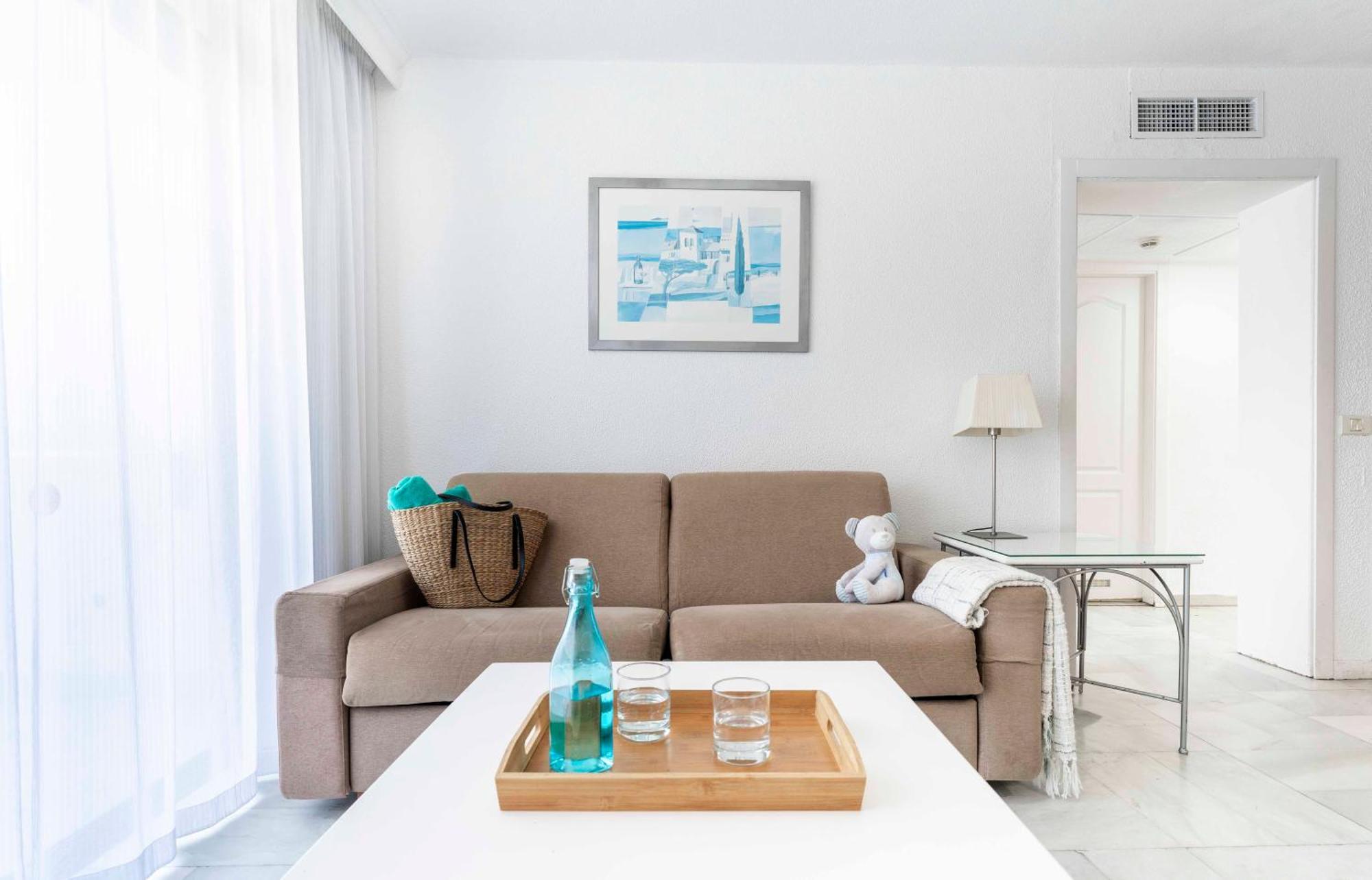 Apartament cu 2 dormitoare și vedere la mare