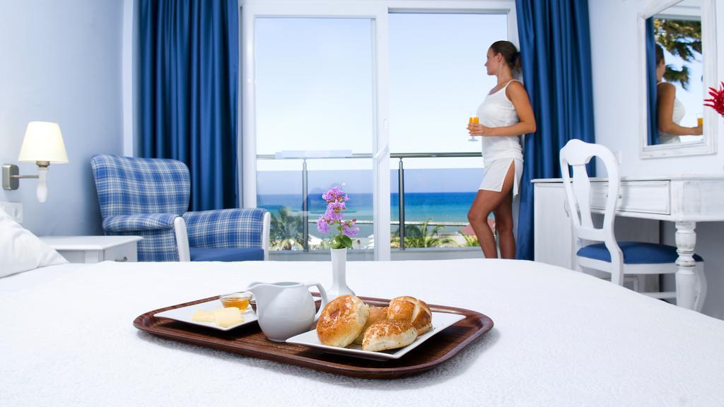 Cameră dublă/twin standard cu vedere la mare