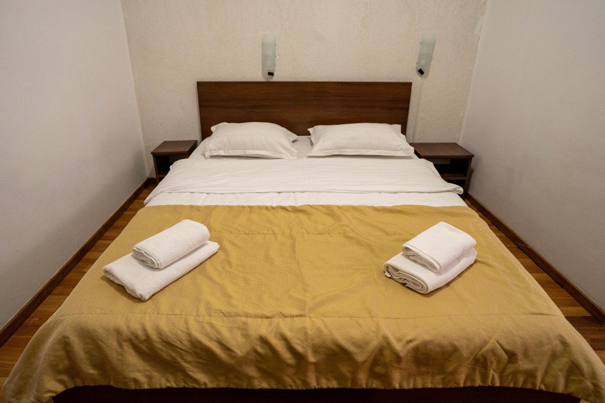 Double or Twin Room,1645653876:JPEG
