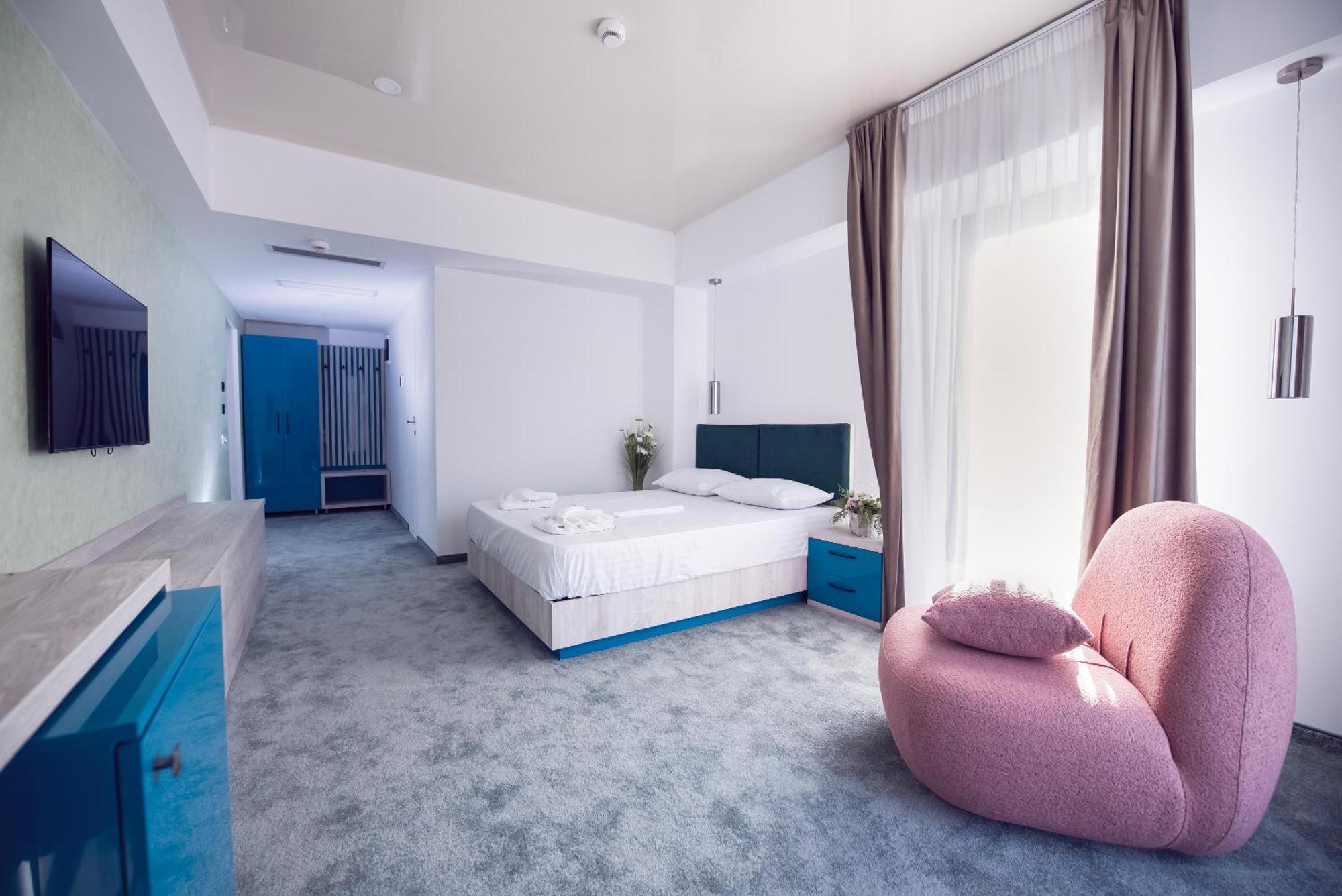 Cameră dublă Deluxe cu vedere laterală la mare
