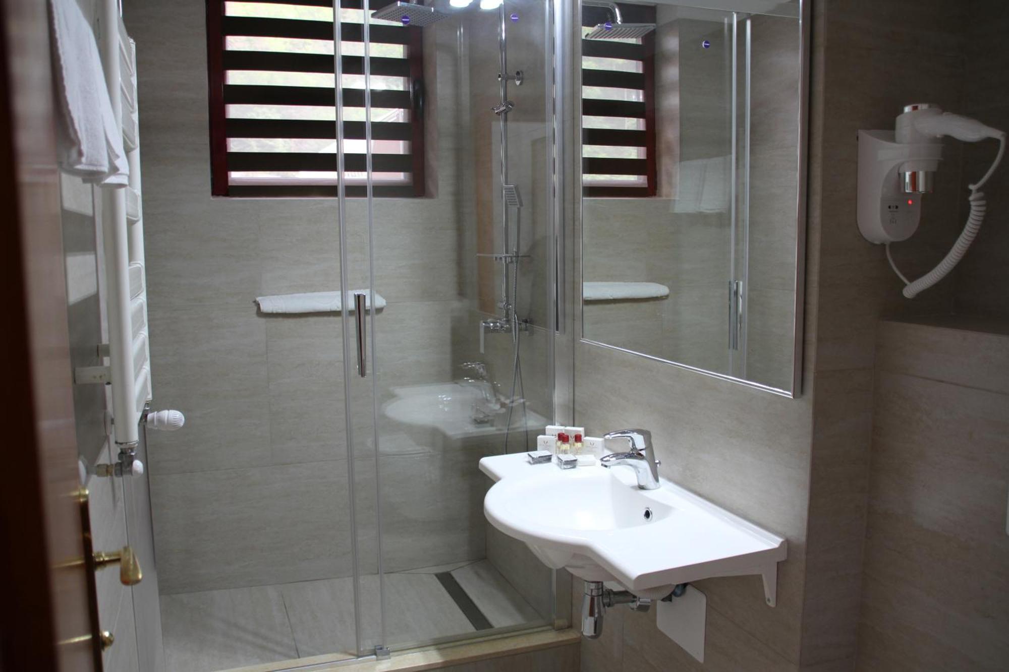 Superior Apartment,1677886938:JPEG