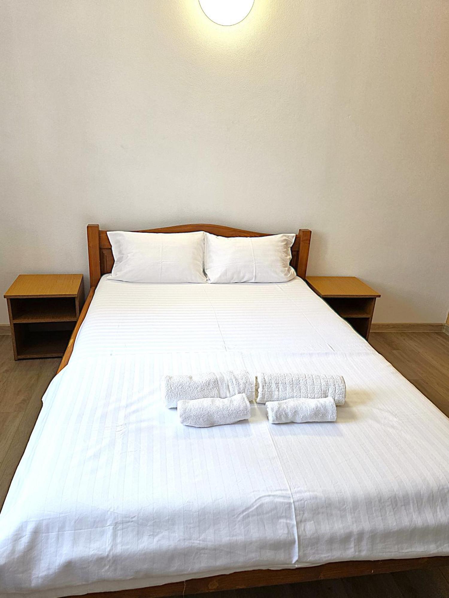 Double Room with Private Bathroom,1685155069:JPEG