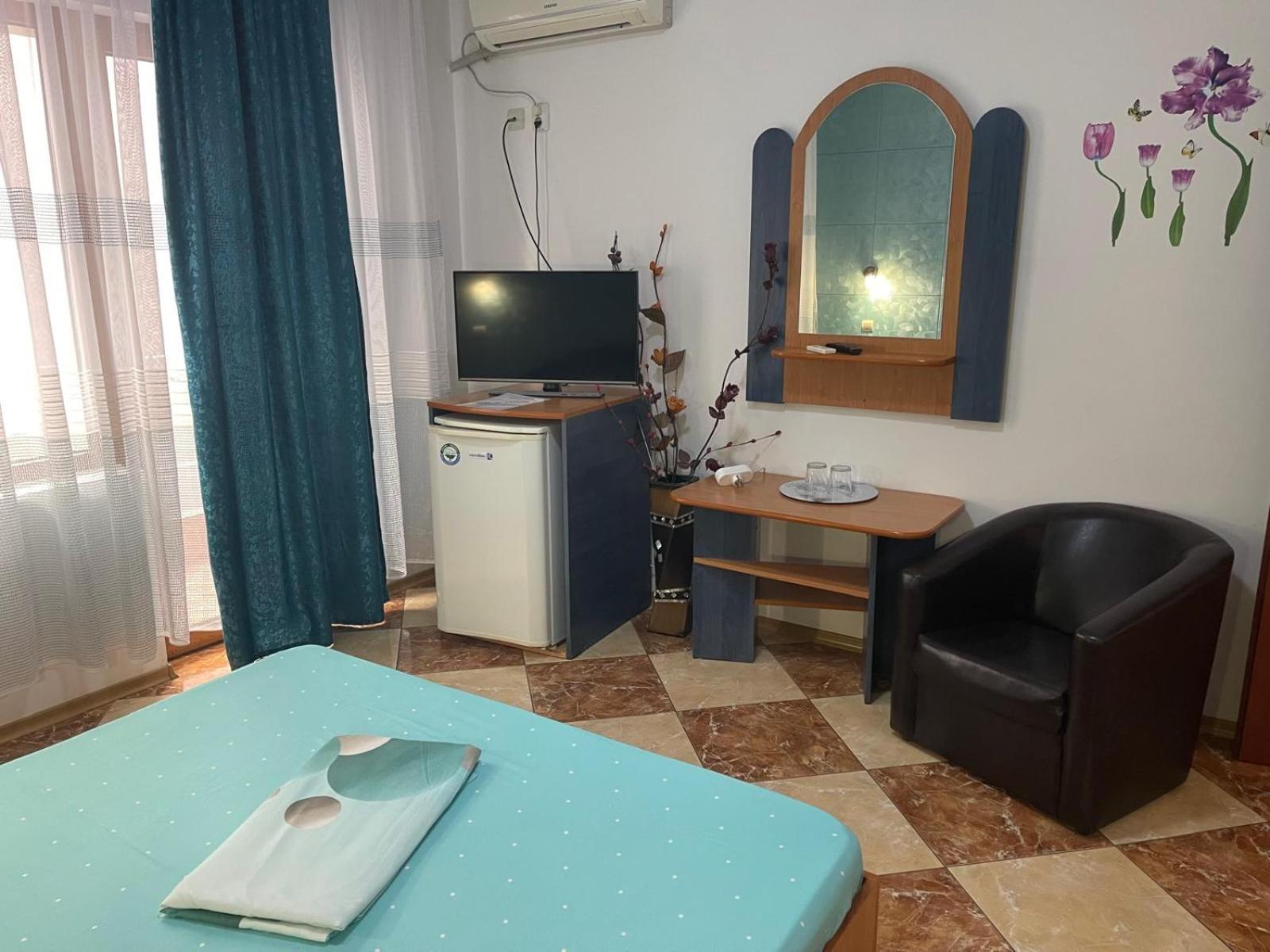 Double Room,1690618416:JPEG