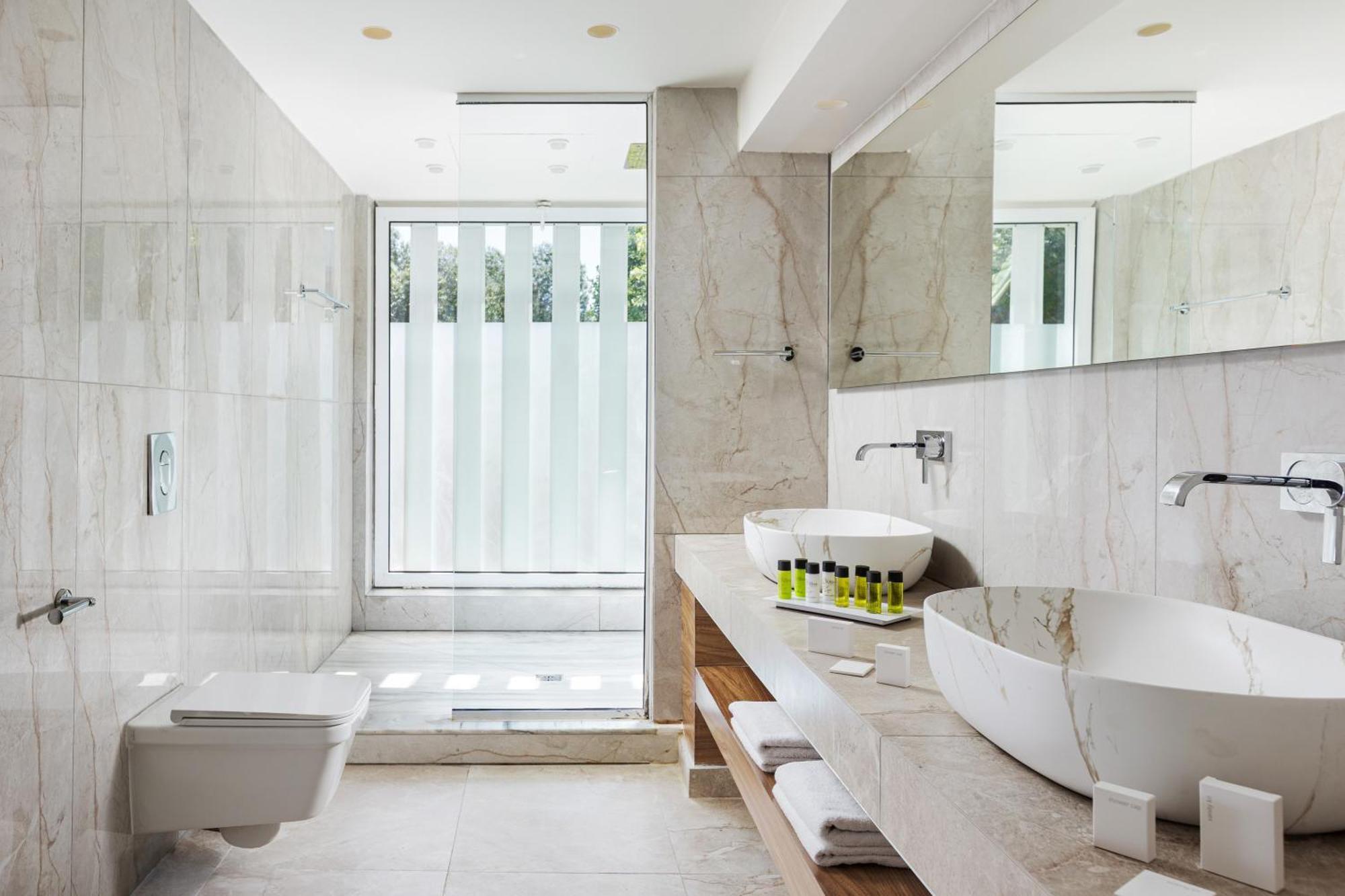 D1PV - Deluxe One Bedroom with Pool View,1693286196:JPEG