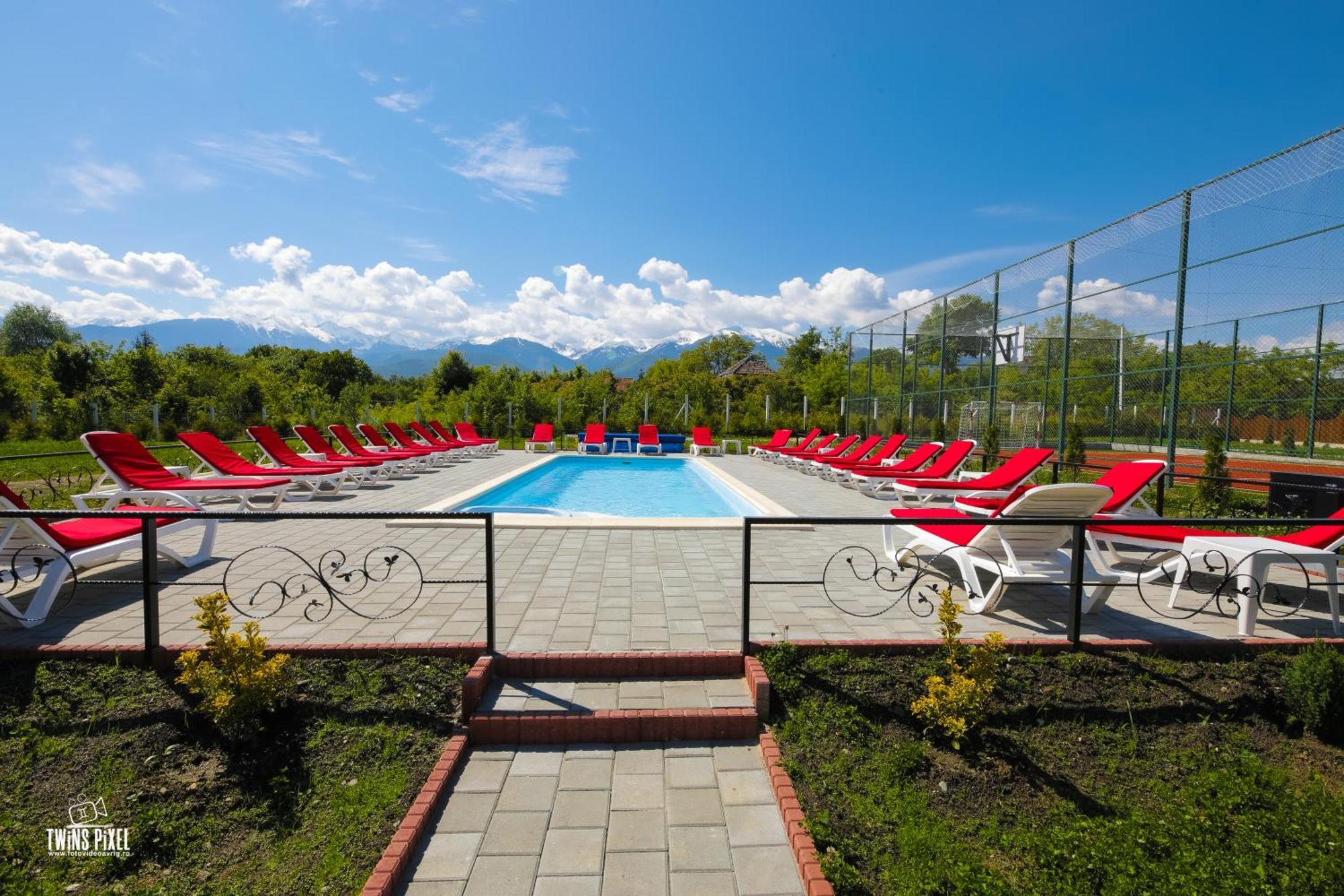 Cameră triplă cu balcon