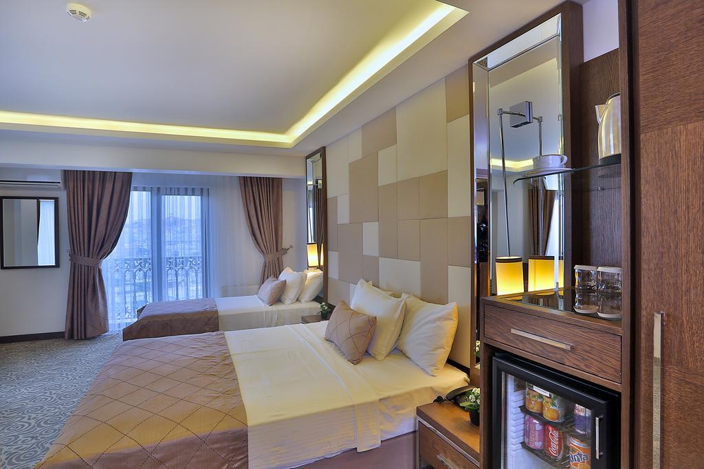 Cameră triplă Deluxe cu vedere la mare