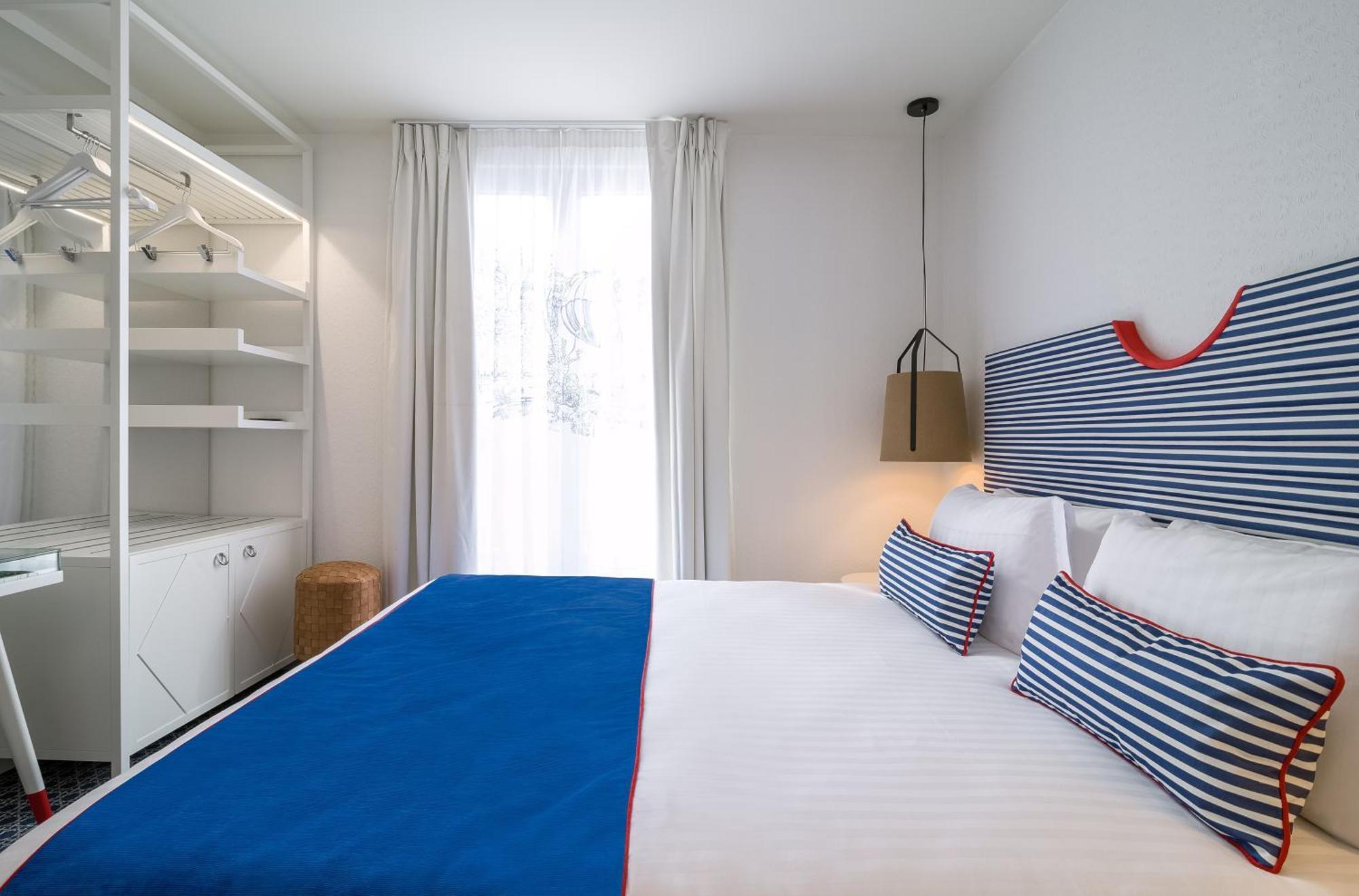 Double Room,1706362667:JPEG