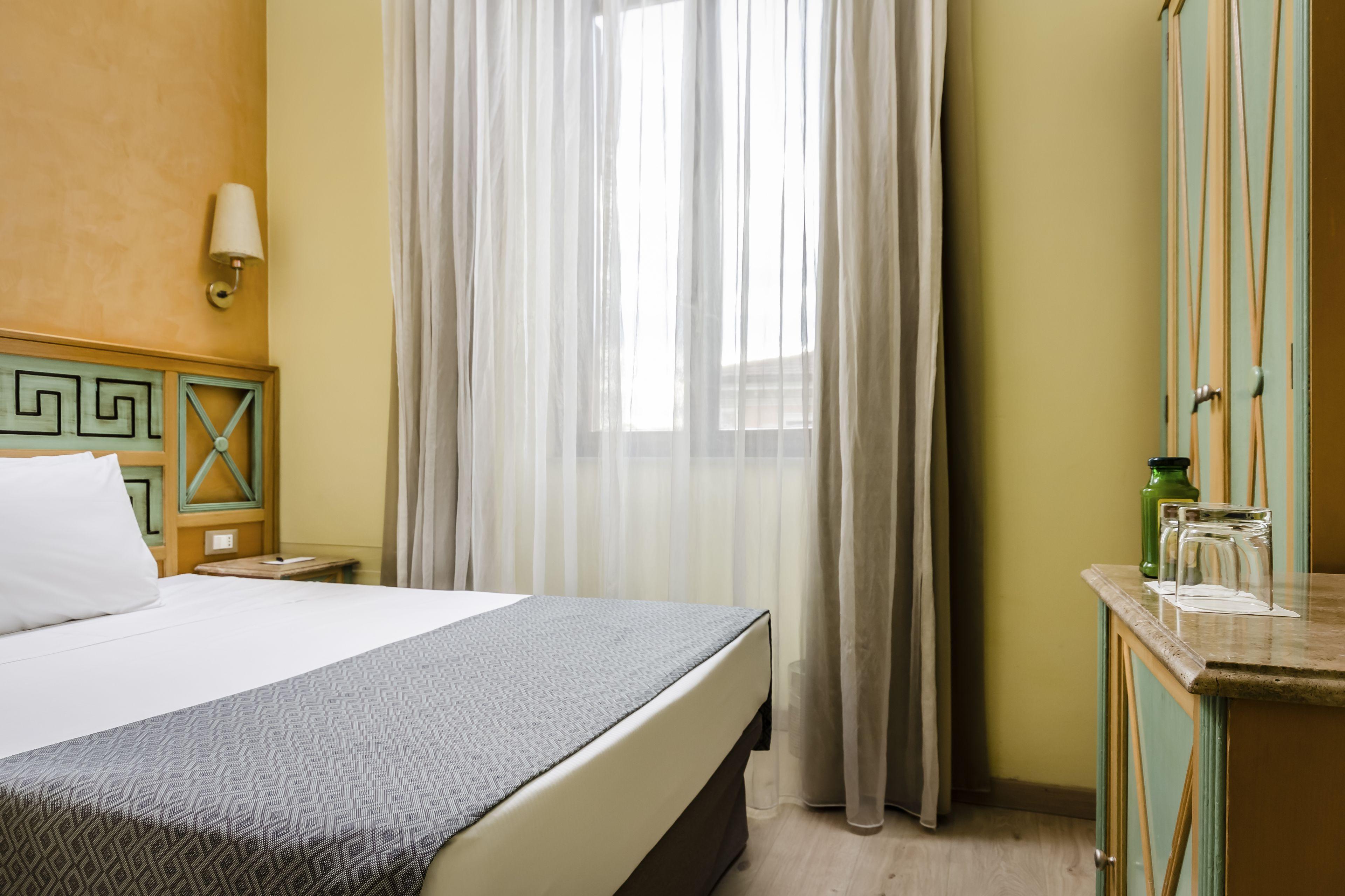 Single Room,1709899802:JPEG