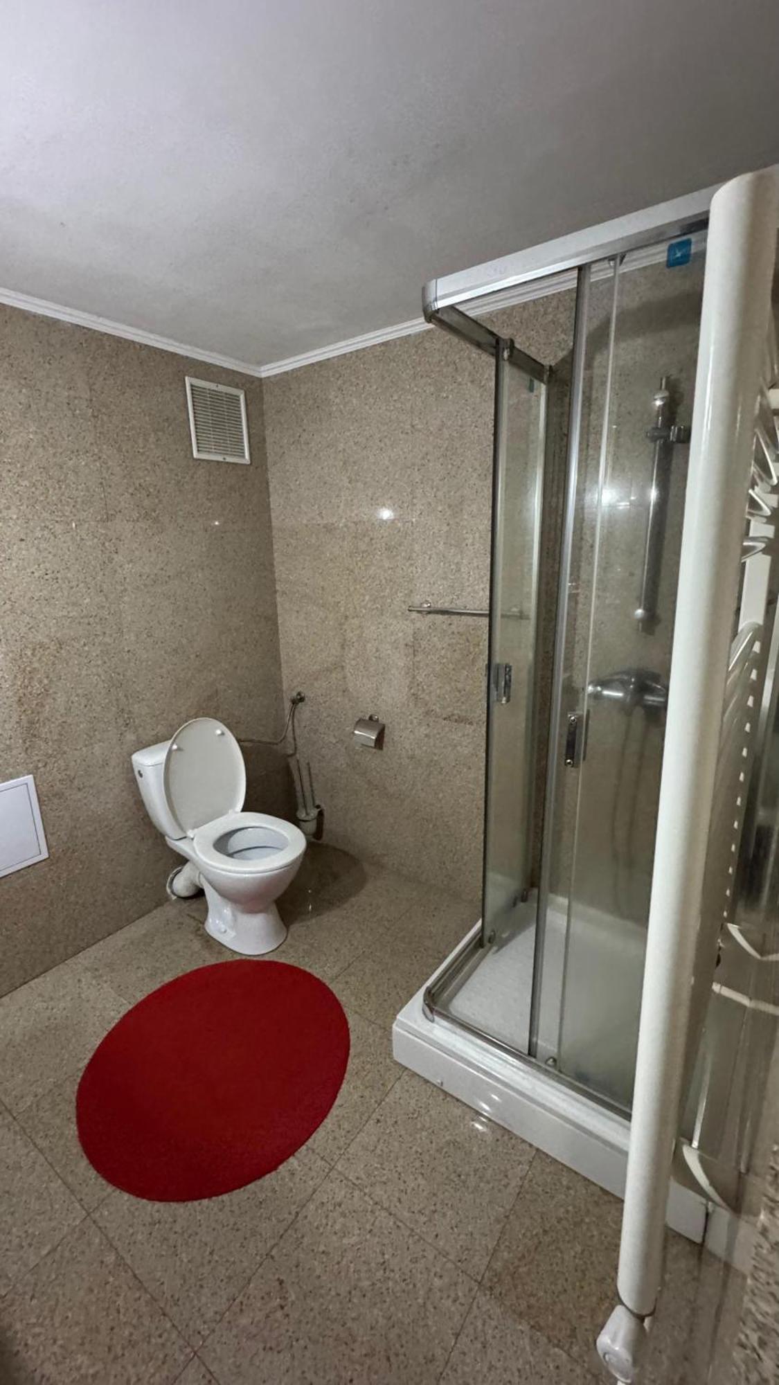 Quadruple Room Bathroom,1717108884:JPEG