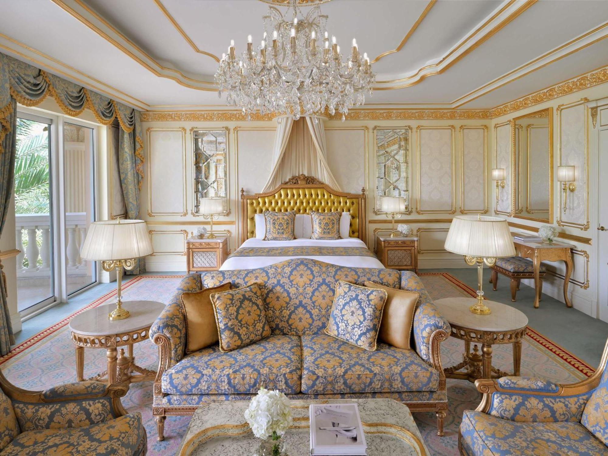 Vilă Raffles Royal cu piscină privată pe acoperiș