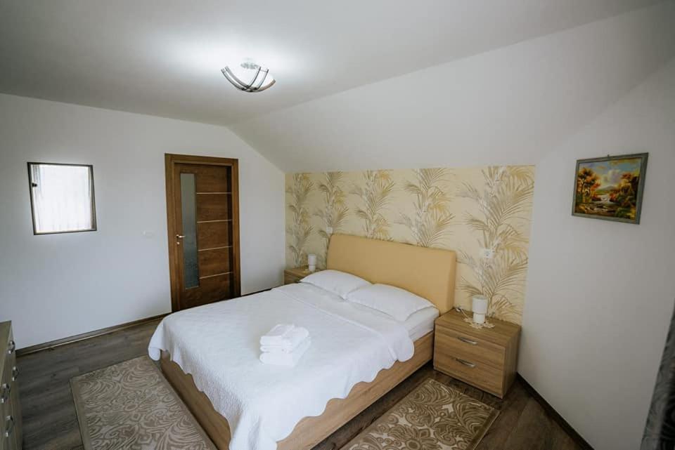 Double Room Private Bathroom,1743240723:JPEG