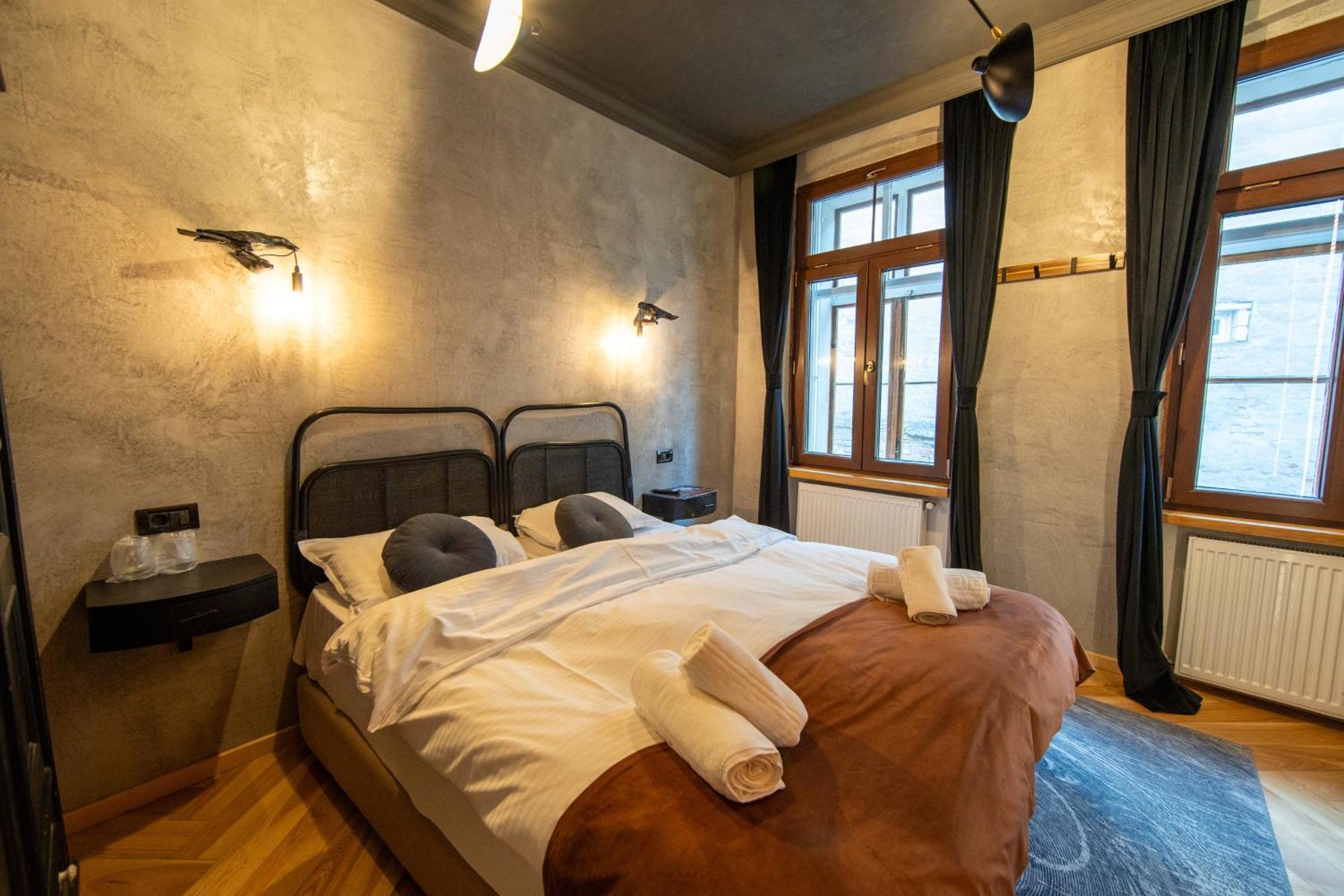 Cameră dublă mică