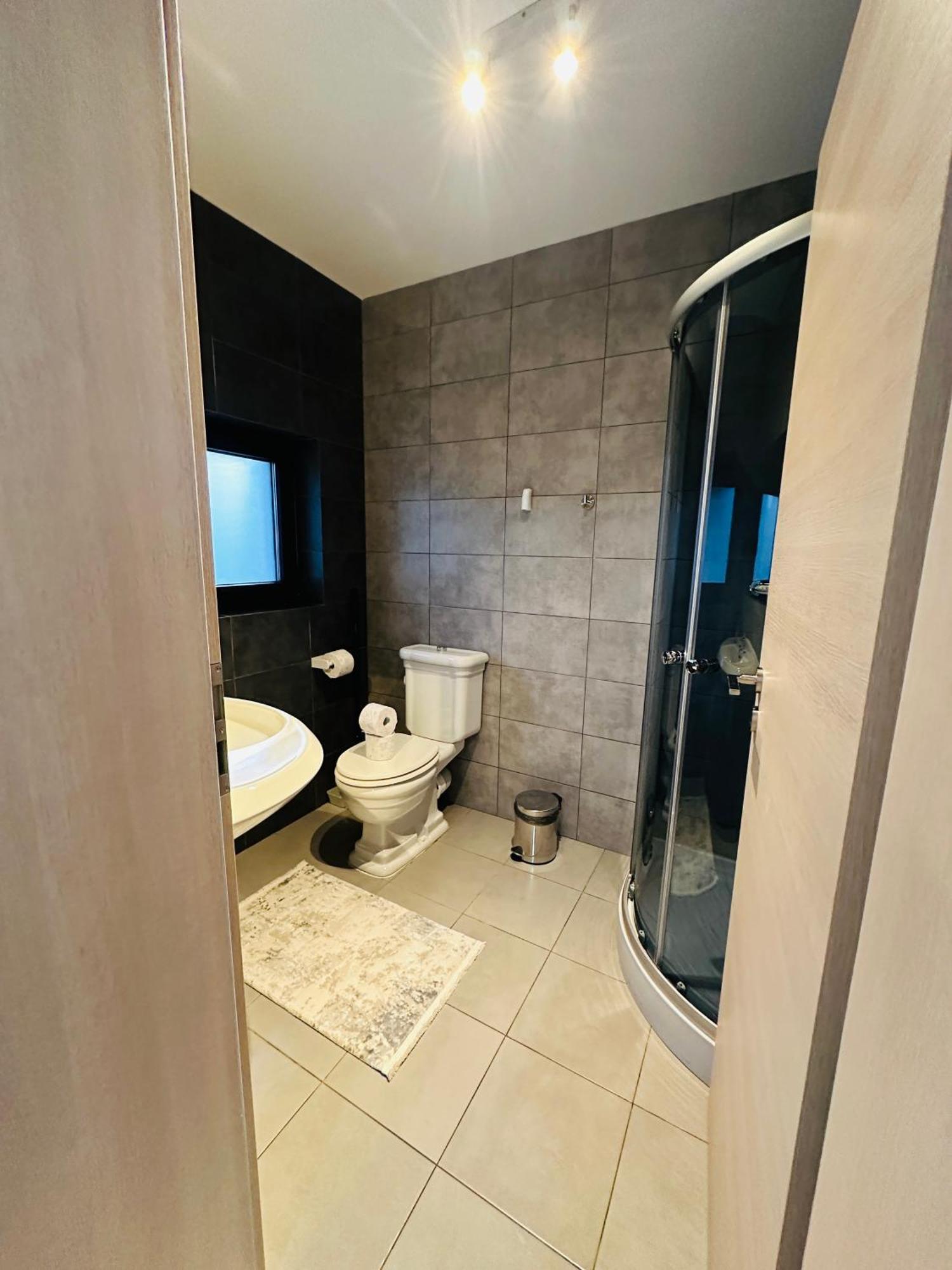 Deluxe Triple Room,1759937289:JPEG