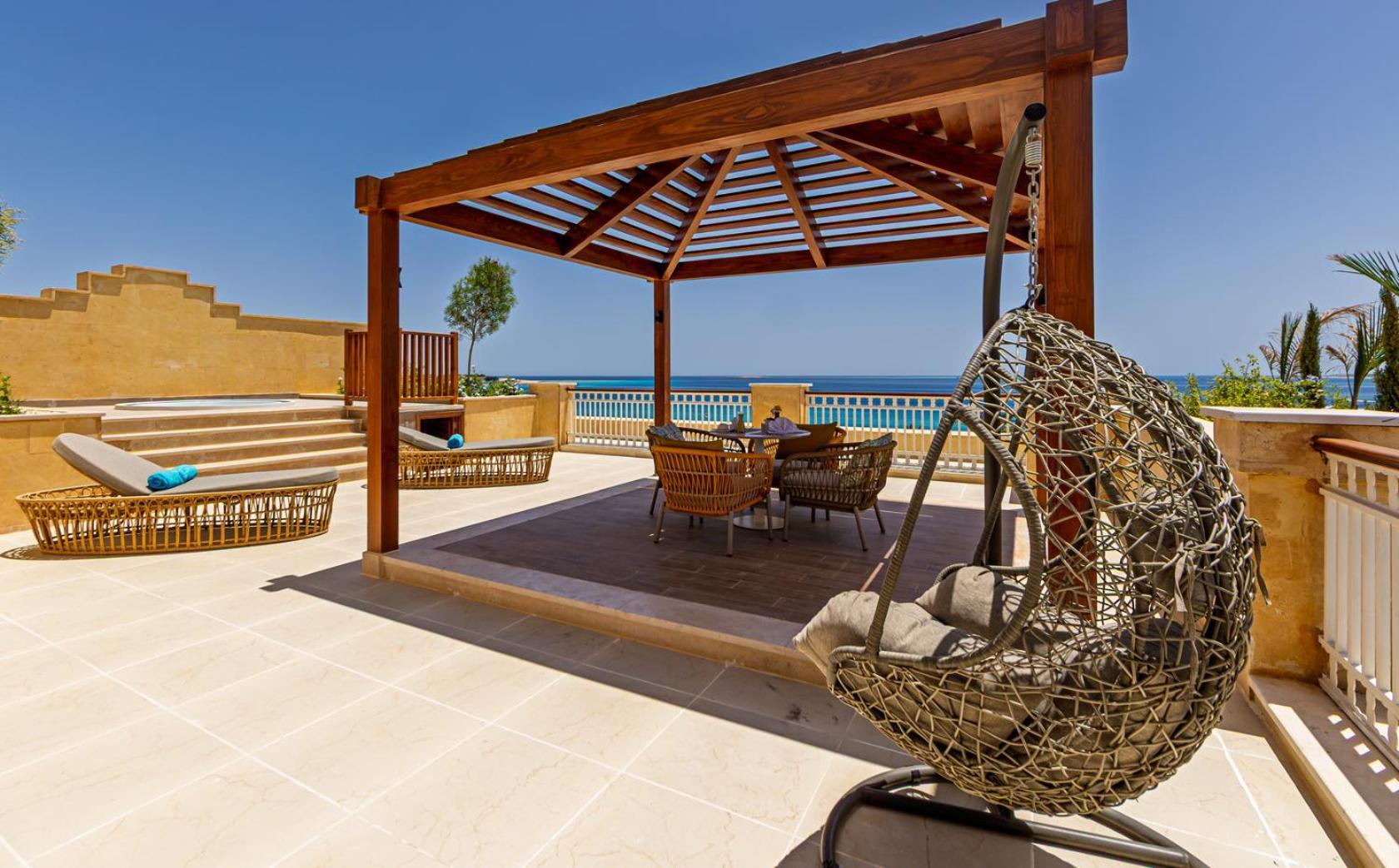 Sea Breeze Roof Suite Sea View