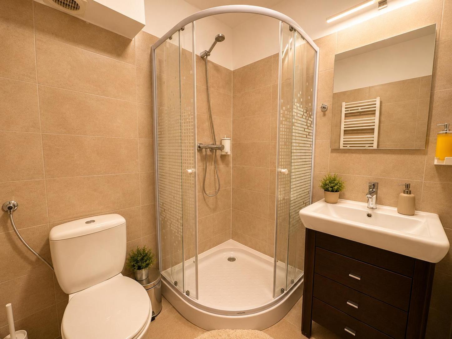 Apartament standard cu 1 dormitor