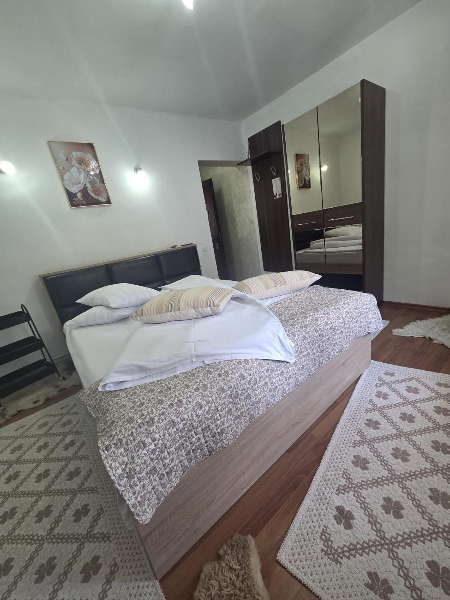 Cameră dublă cu balcon