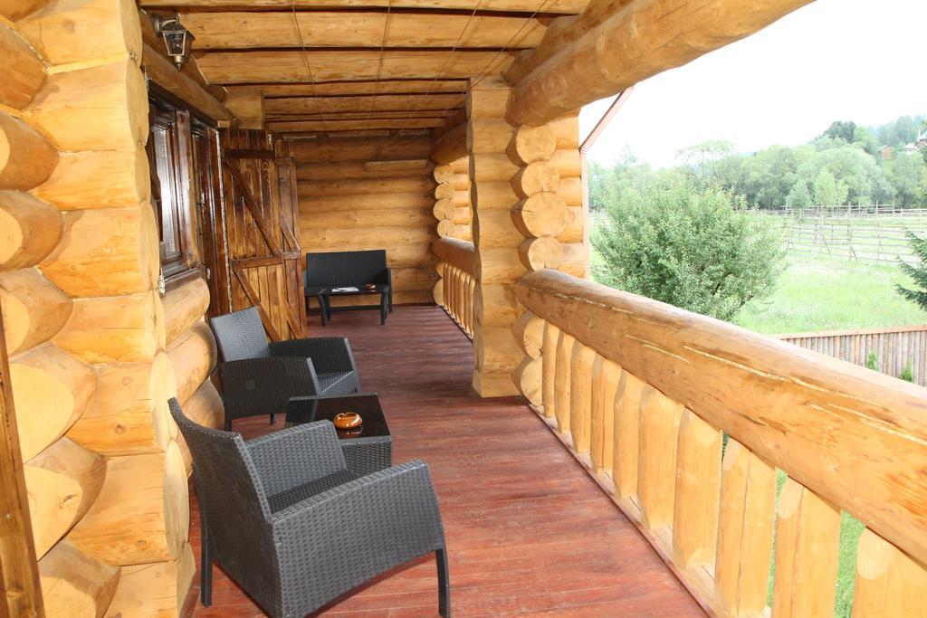 Cameră dublă cu balcon