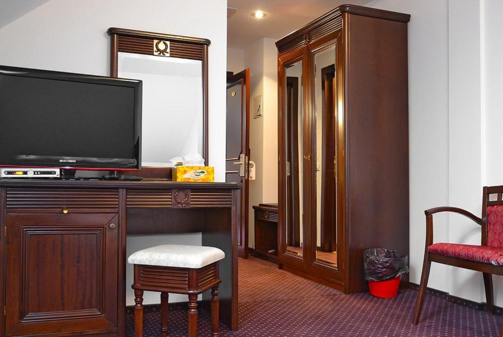 Double Room,112701480:JPEG