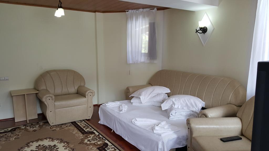 Apartament cu balcon