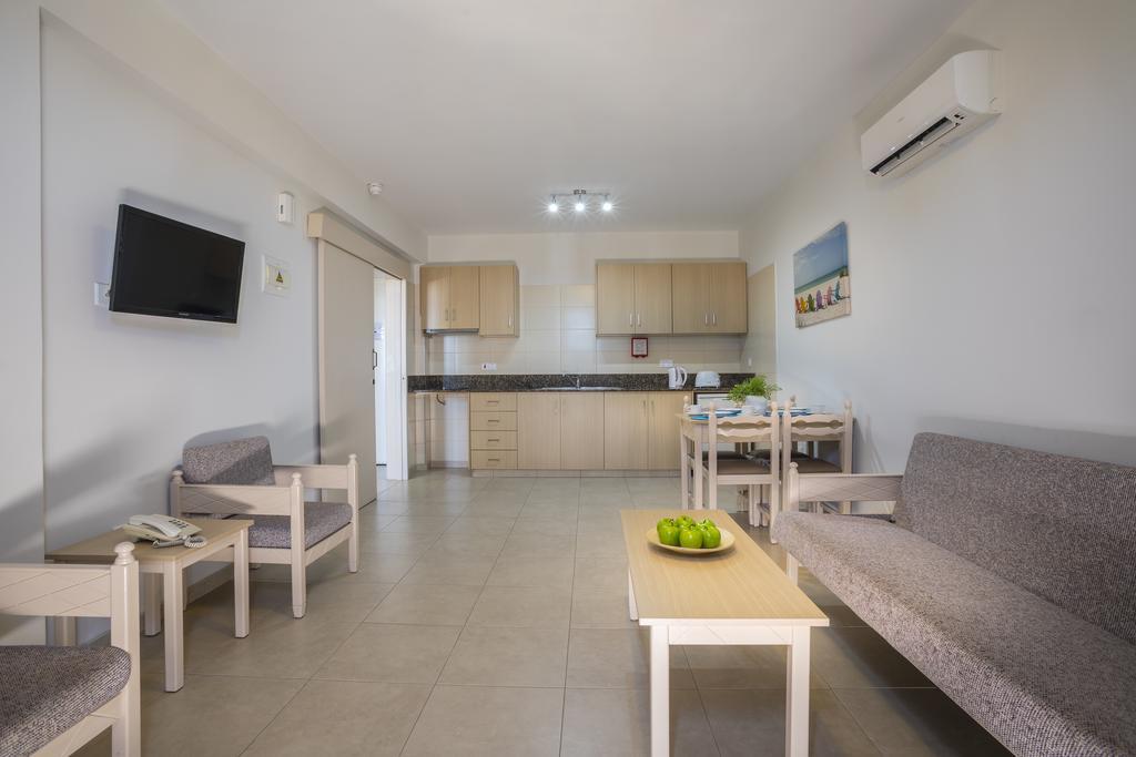 Two-Bedroom Apartment,1604081186:JPEG