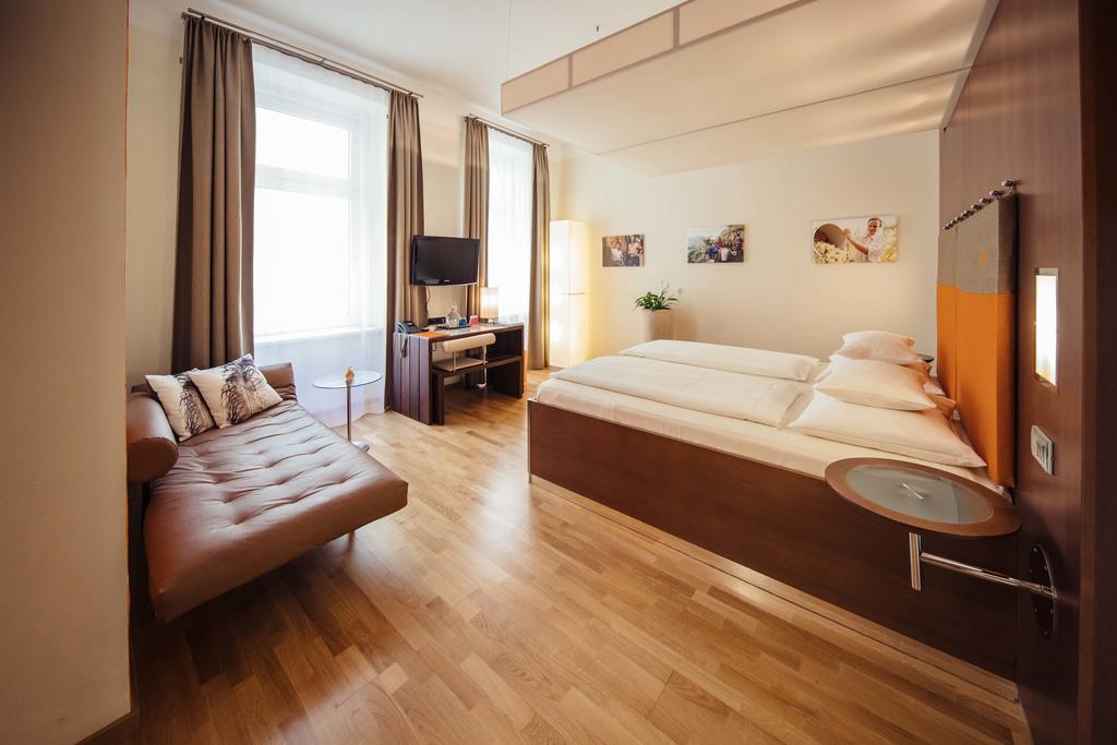 Double Room,451014546:JPEG