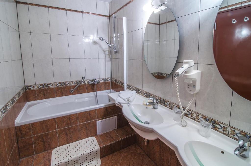 Cameră dublă sau twin superioară