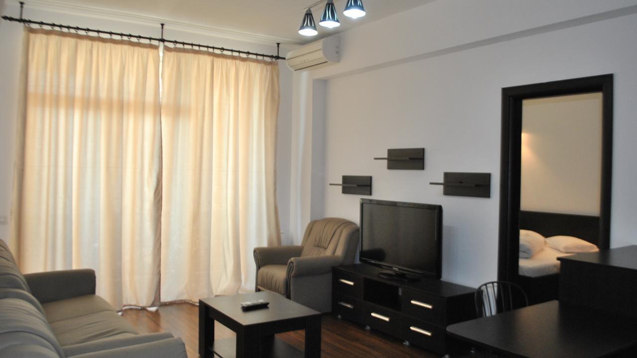 Apartament cu 2 dormitoare şi terasă