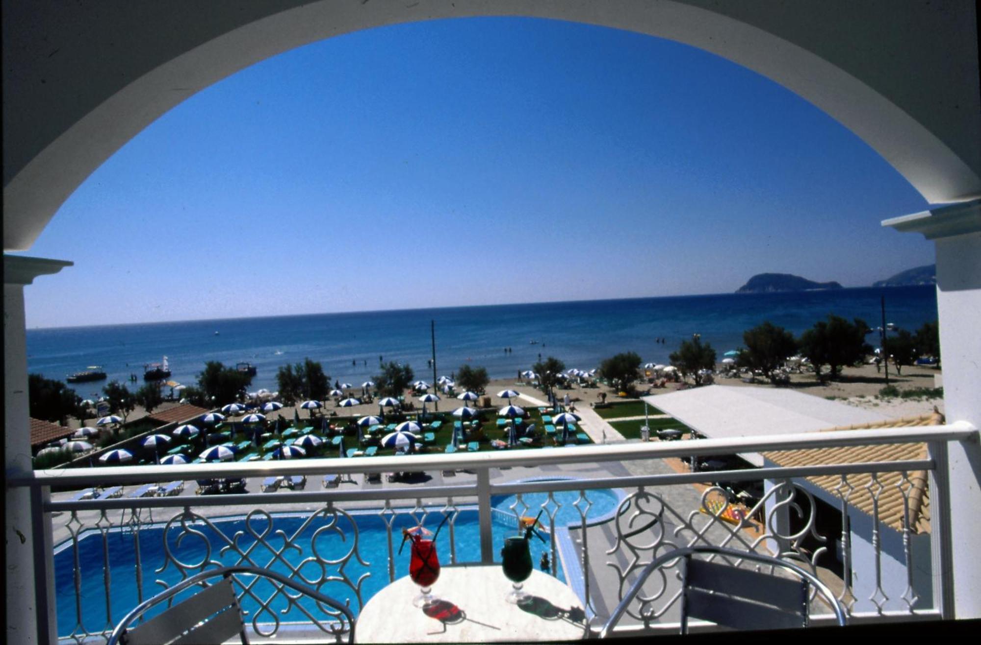 Cameră twin sau dublă, cu vedere la mare