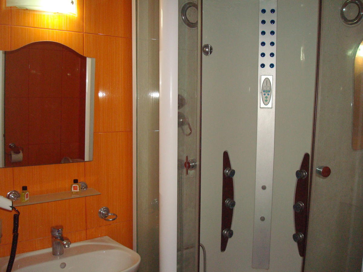 Deluxe Double Room,667080831:JPEG