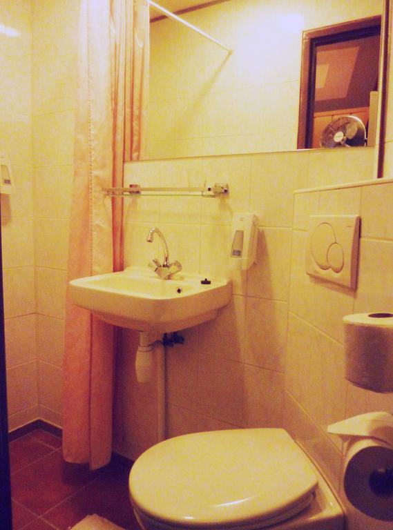 Cameră twin