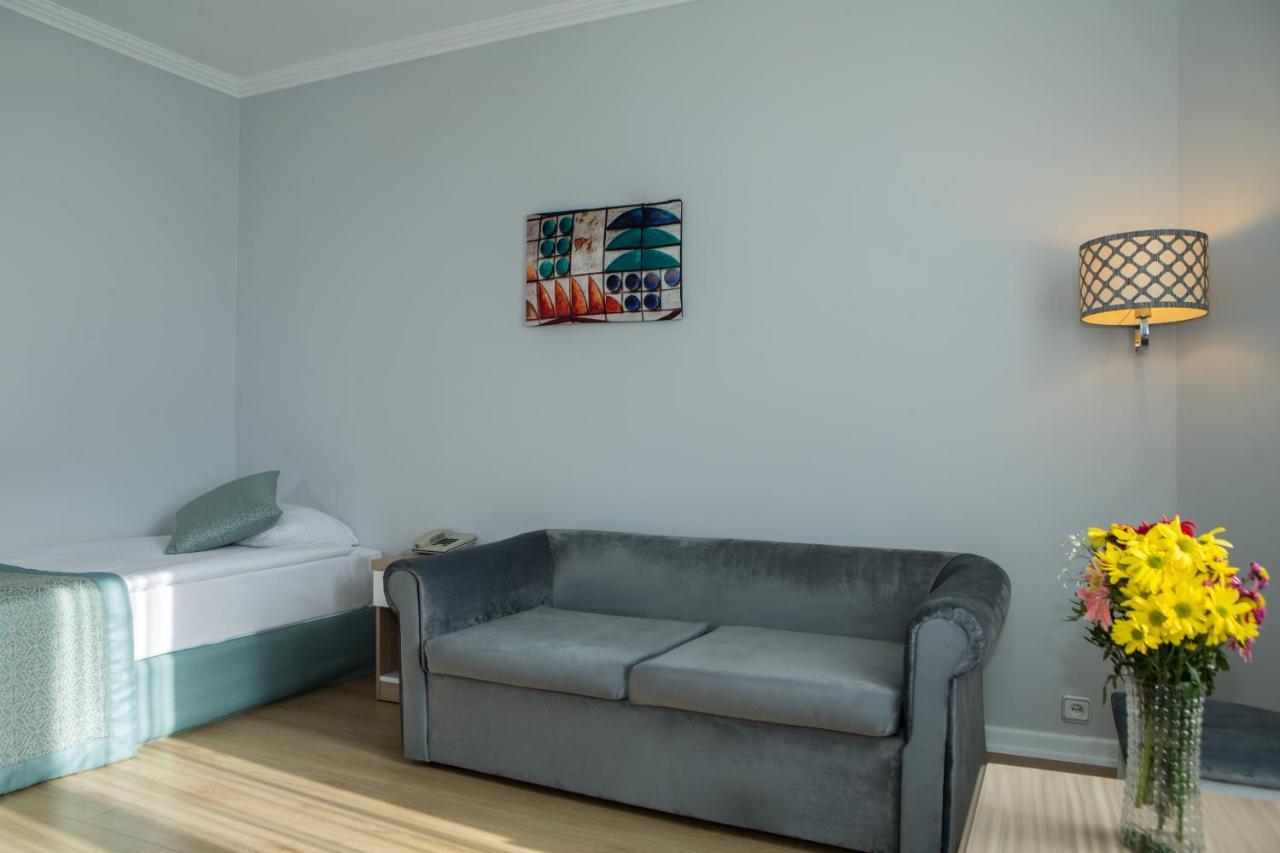 Suită pe colţ cu vedere la mare