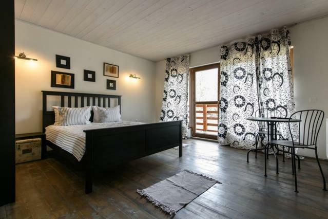 Superior Chalet