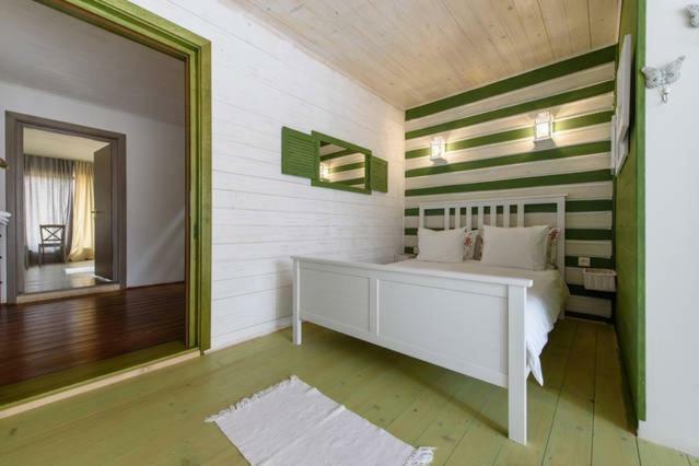 Superior Chalet