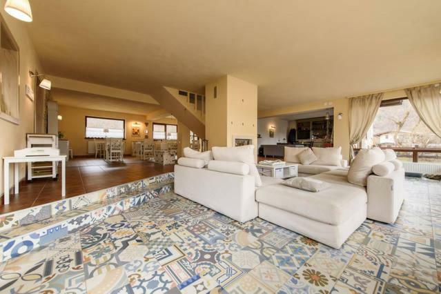 Superior Chalet