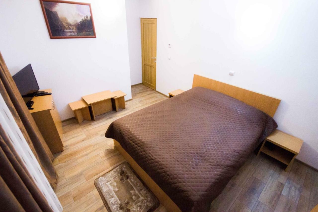 Cameră dublă cu balcon