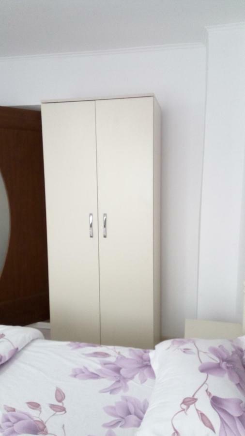 Cameră dublă cu baie privată