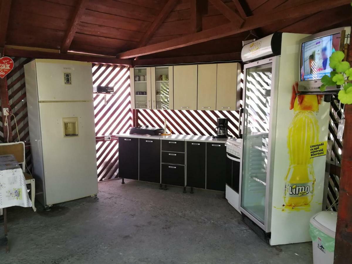 Cameră dublă cu baie privată