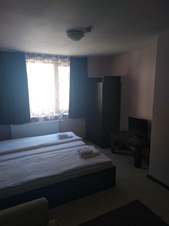 Cameră triplă, simplă - fără balcon