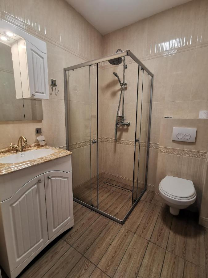 Triple Room,1770536076:JPEG