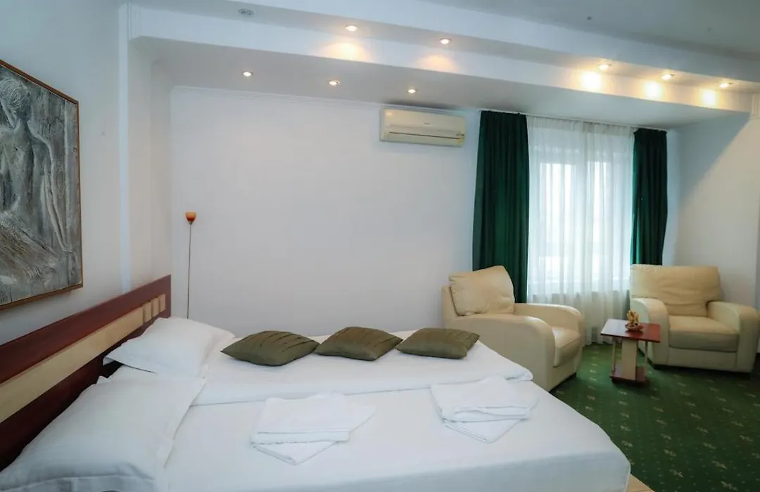Hotel Pami-1