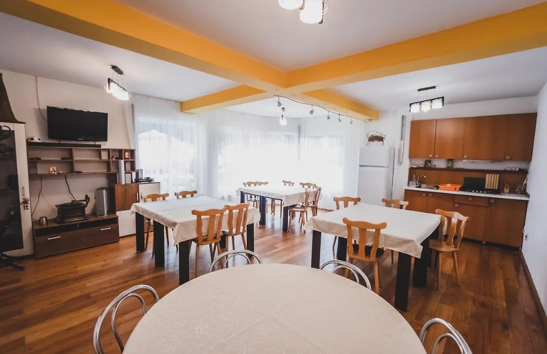 La Pădure Pensiune-Restaurant-1