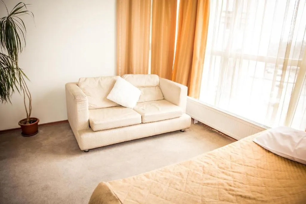Hotel Seven-1