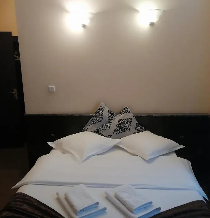 Casa Teilor-1