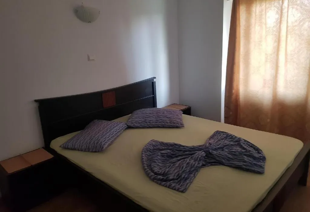 Vila Orizont-1