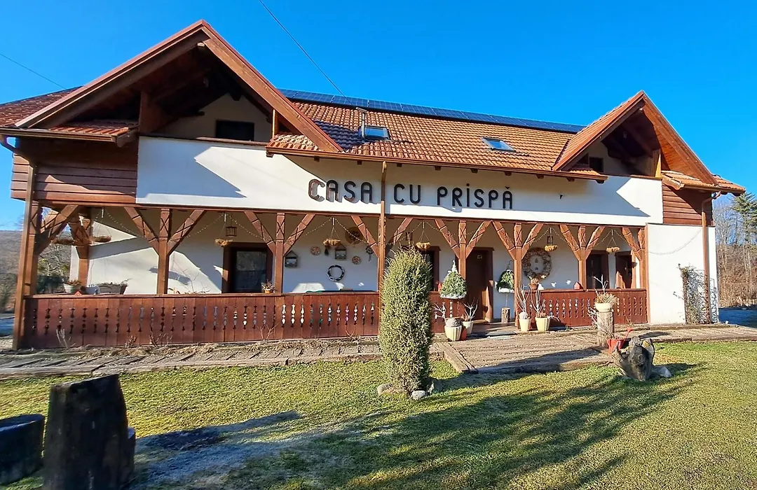 Casa cu Prispa-1