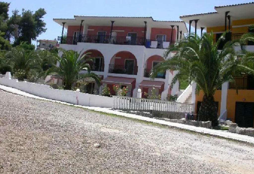 Kassandra Bay-1