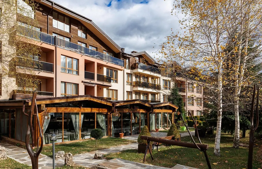 Green Wood Hotel & Spa-1