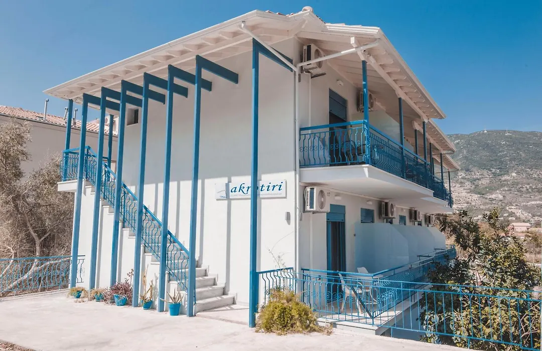 Akrotiri-1